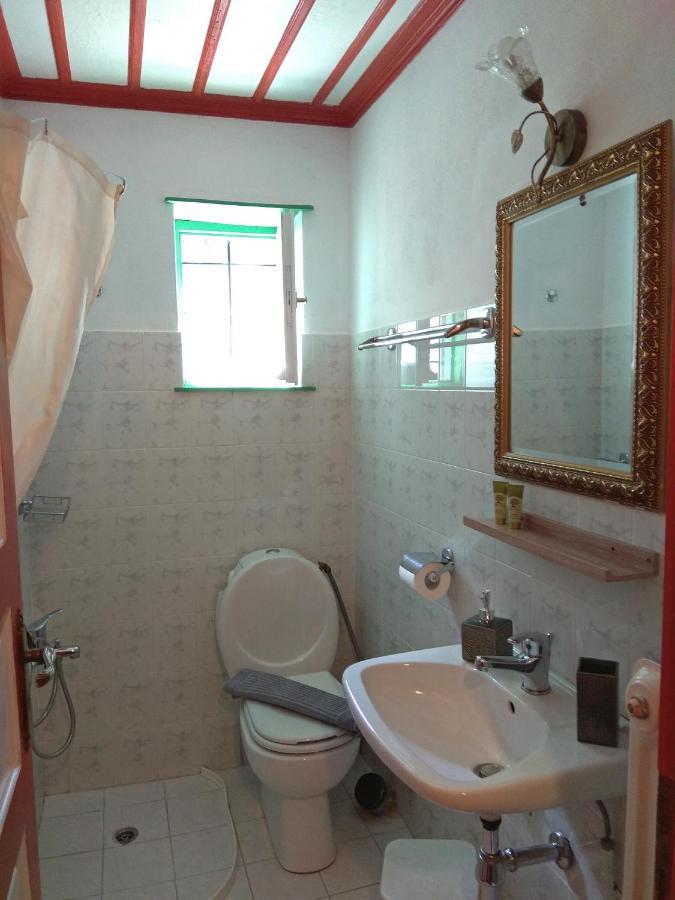 Guesthouse Iro Papigko Eksteriør billede